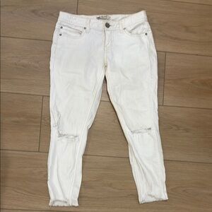 Free People White Distressed Skinny Women Jeans